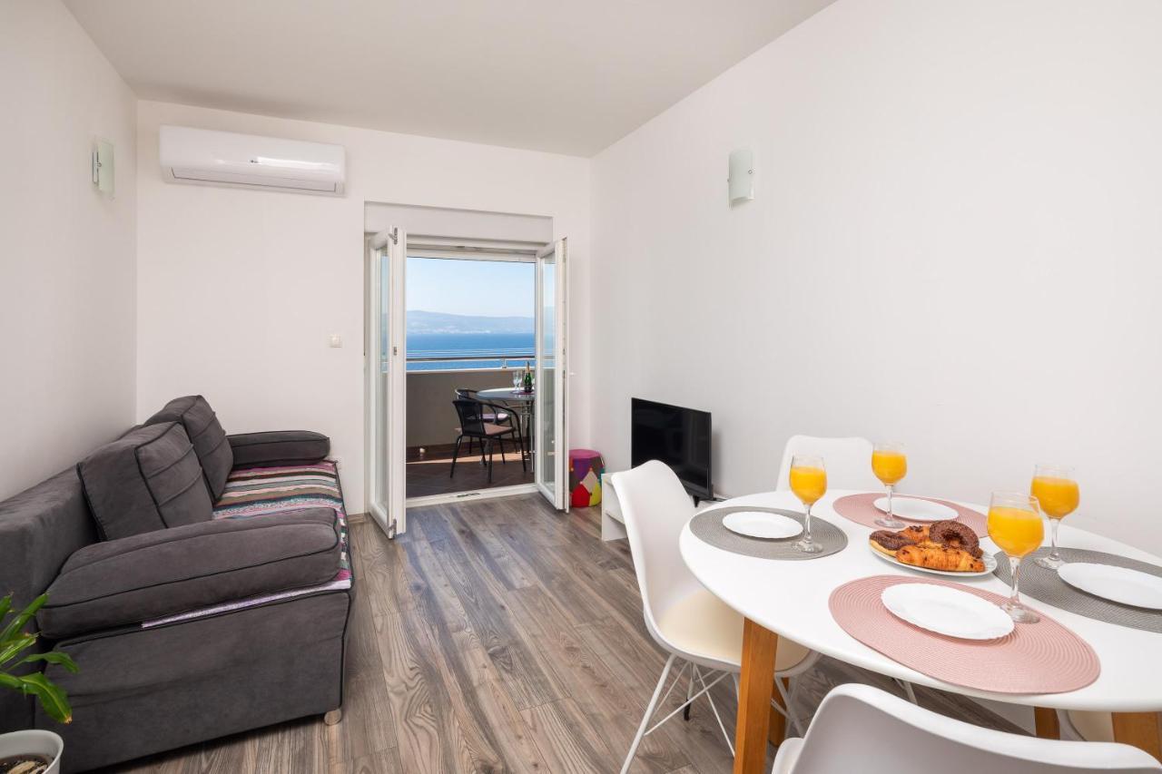 Apartments Ivan Omiš Екстериор снимка