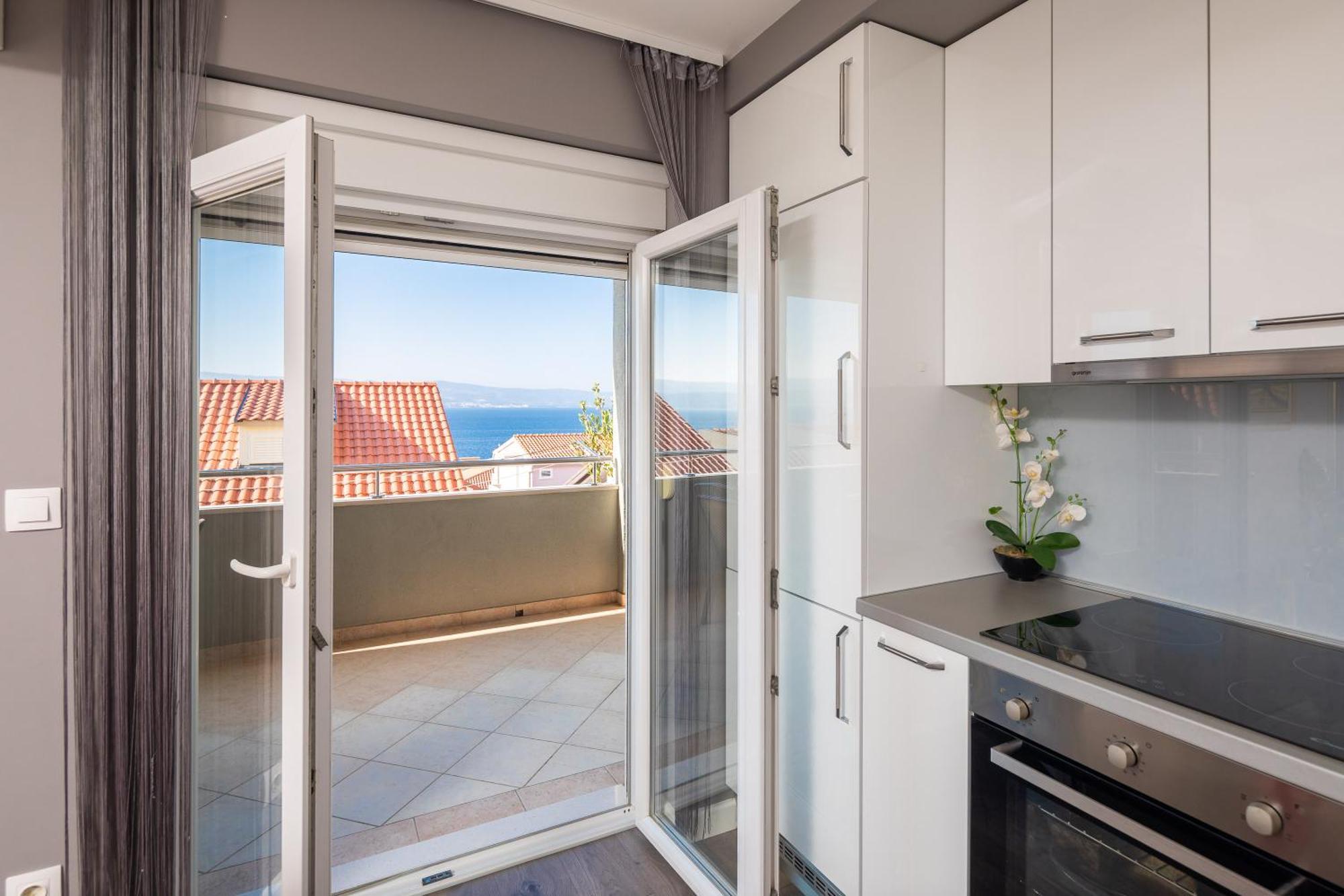 Apartments Ivan Omiš Екстериор снимка