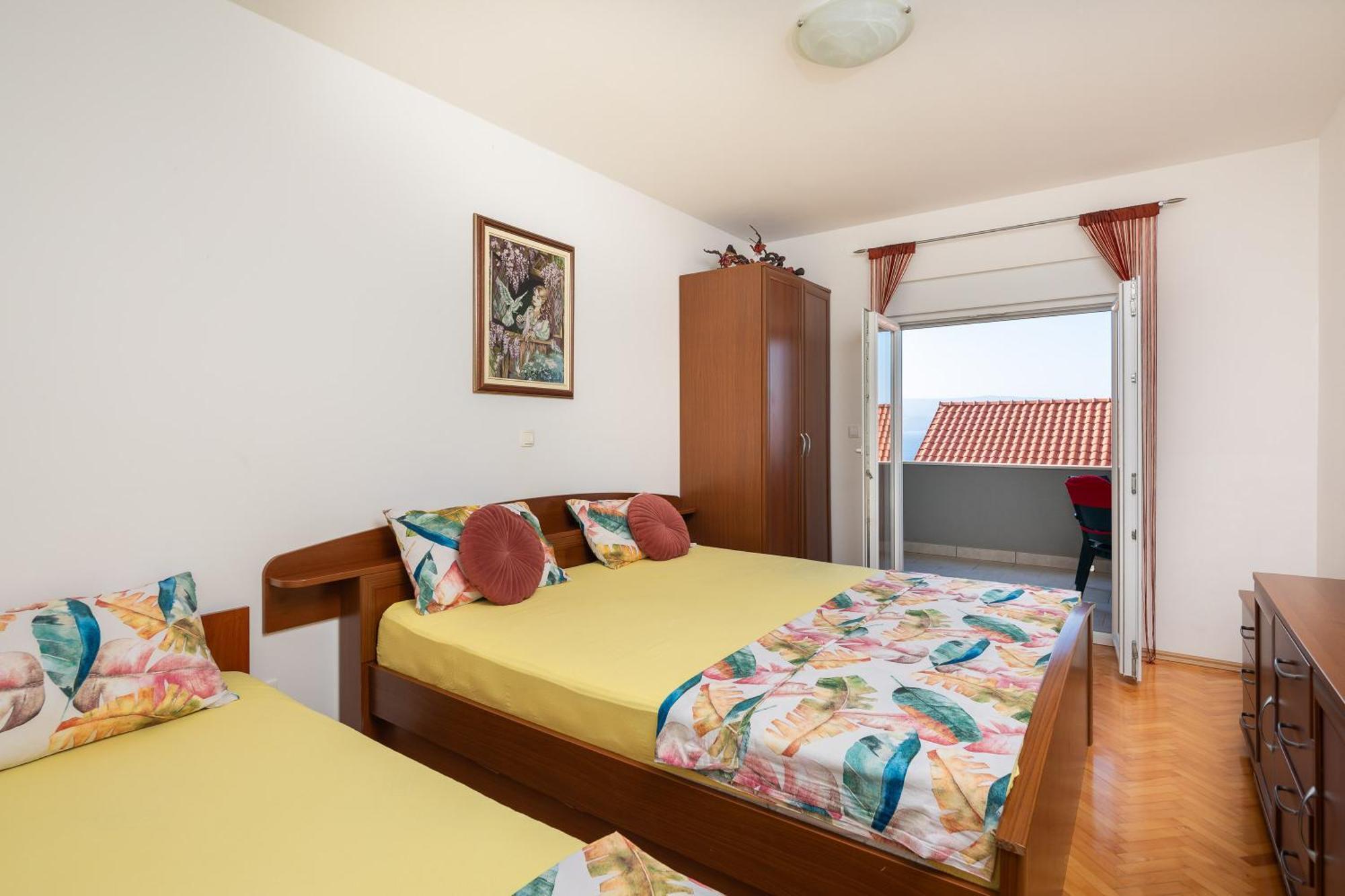 Apartments Ivan Omiš Екстериор снимка