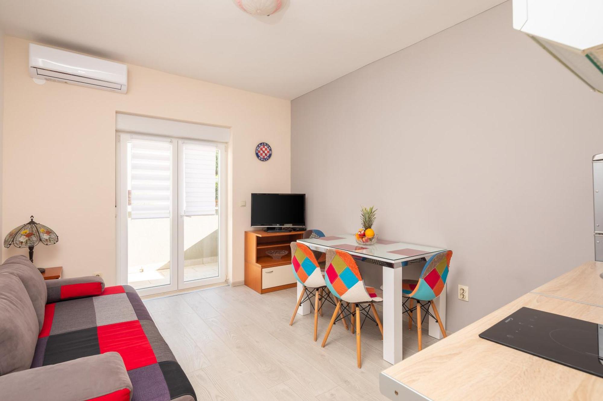 Apartments Ivan Omiš Екстериор снимка