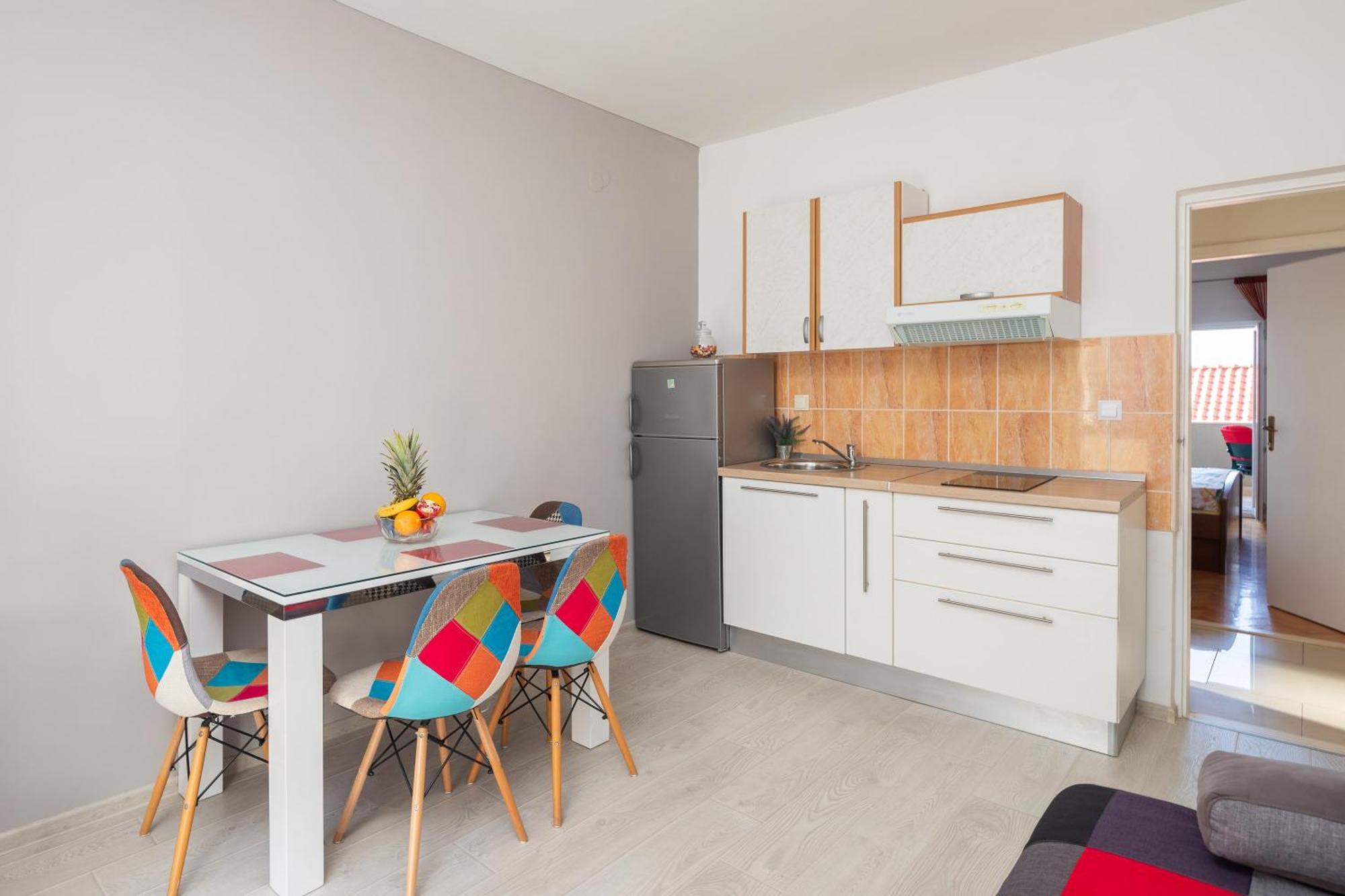 Apartments Ivan Omiš Екстериор снимка