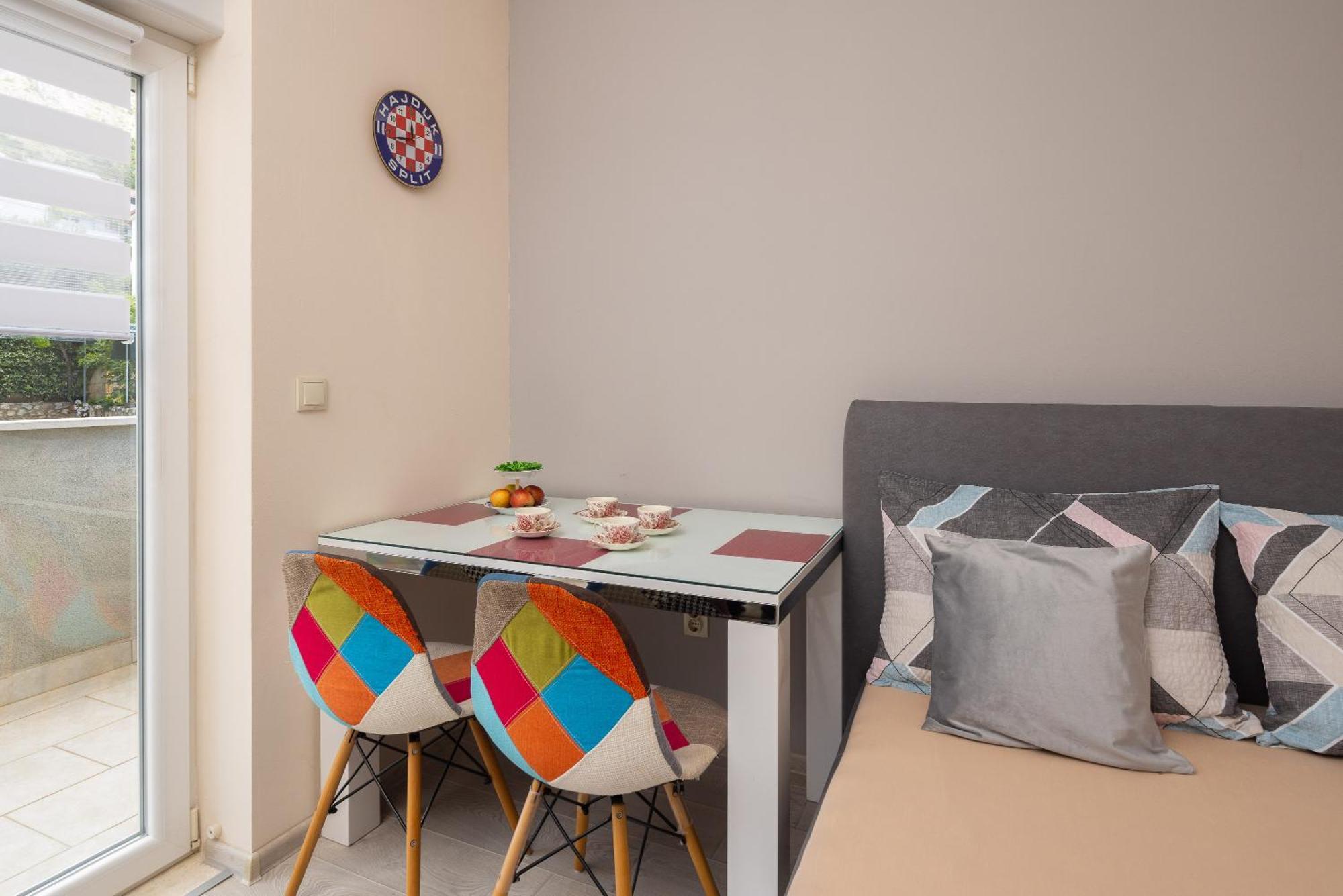 Apartments Ivan Omiš Екстериор снимка