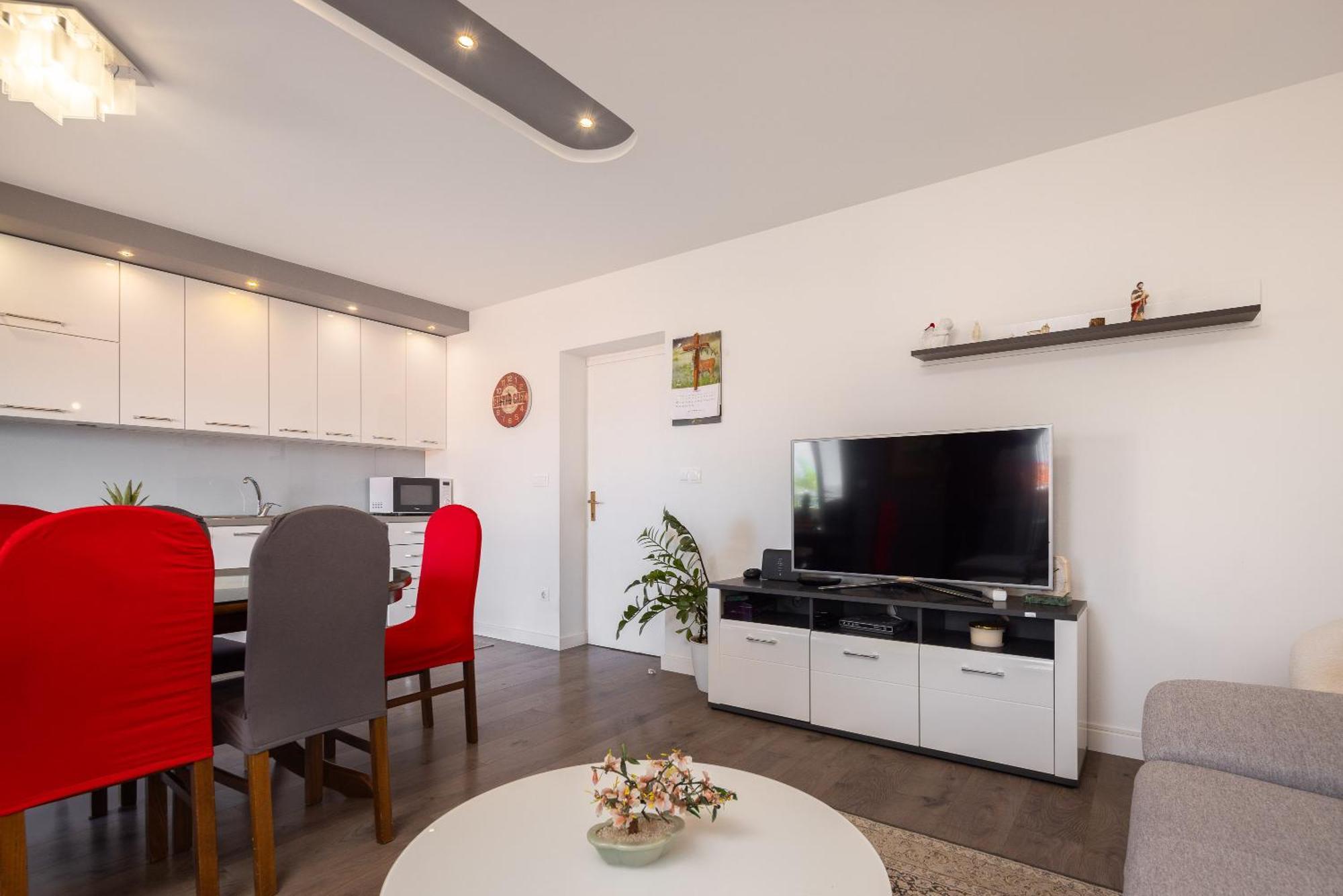 Apartments Ivan Omiš Екстериор снимка